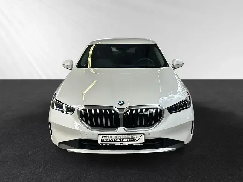 Gebraucht BMW 540 Comfort Edition 2025 Weiss Limousine