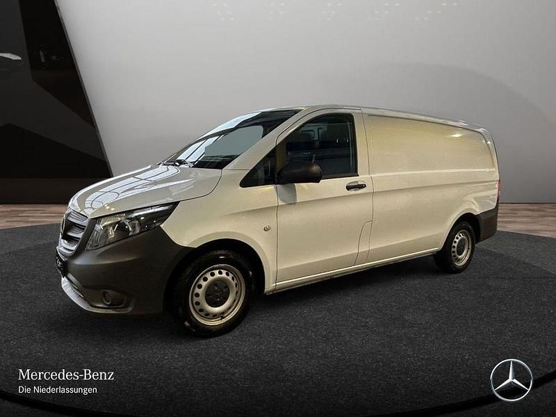 Second-hand Mercedes Vito 136 CP (100 kW) 2021 Alb Van