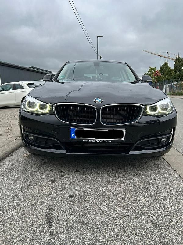 Schwarz Gebraucht 2019 BMW 320 Gran Turismo Limousine | 24.000 € - Bild 1/4