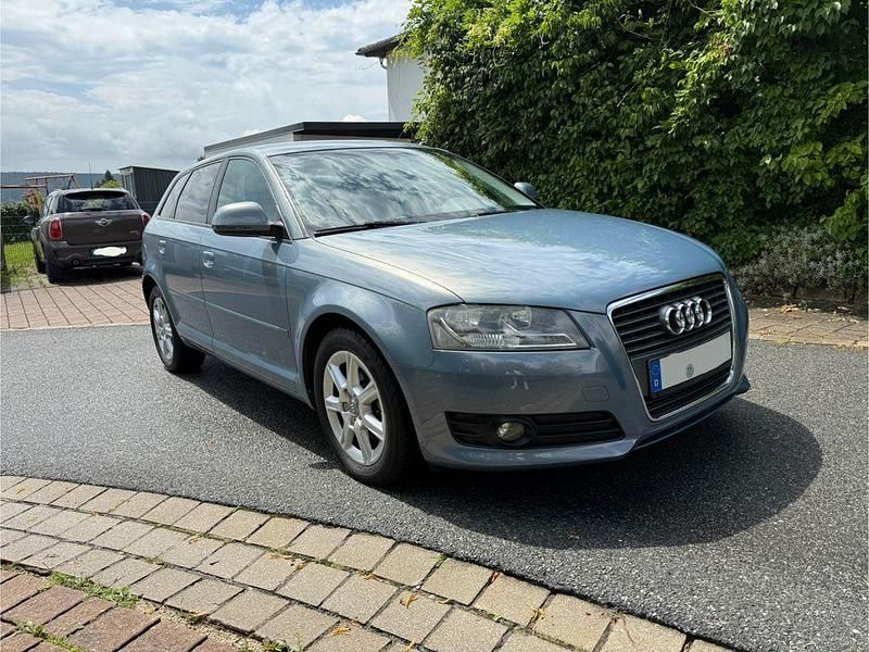Blau Gebraucht 2009 Audi A3 Sportback Limousine | 6.000 € (Guter Preis) - Bild 1/4