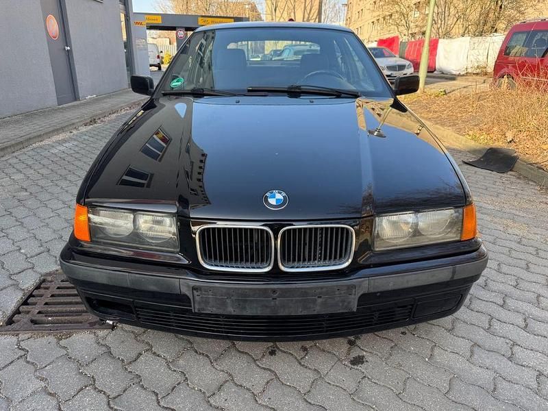 Gebraucht BMW 316 Compact 102 PS (75 kW) 1997 Schwarz Kleinwagen