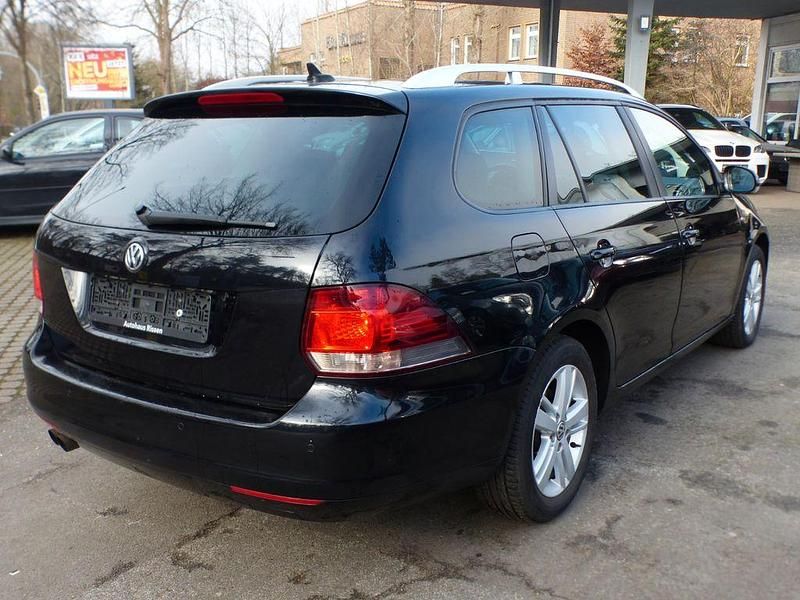 Gebraucht VW Golf VI Match 140 PS (102 kW) 2012 Schwarz Kleinwagen