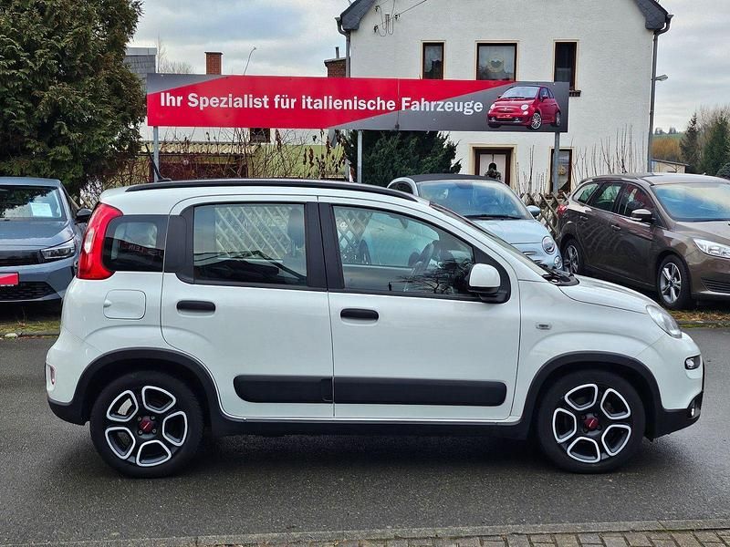 Gebraucht Fiat Panda City Life 69 PS (50 kW) 2021 Weiß Kleinwagen