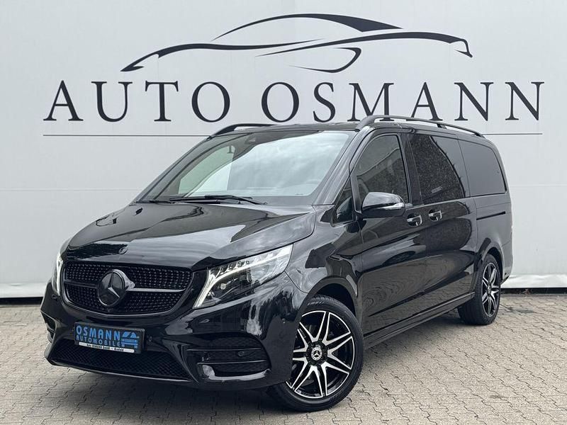 Obsidianschwarz metallic Gebraucht 2022 Mercedes V300 Avantgarde Van / Kleinbus | 60.950 € (Fairer Preis) - Bild 1/4