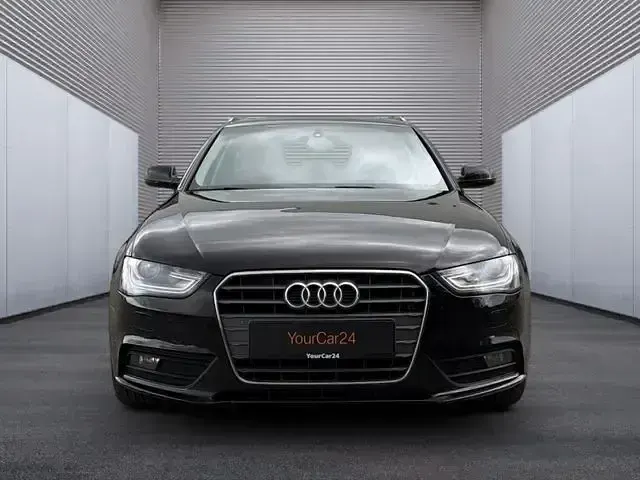 Gebraucht Audi A4 Sport 190 PS (139 kW) 2015 Schwarz Kombi