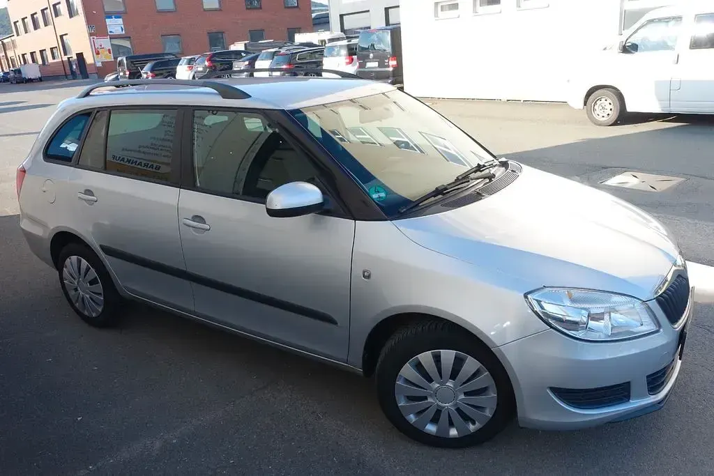Gebraucht Skoda Fabia Style 105 PS (77 kW) 2010 Silber Kombi