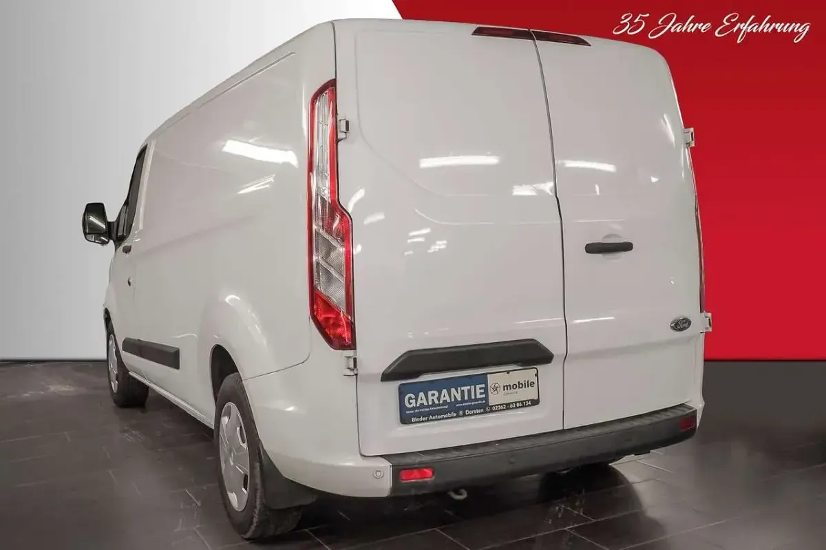 Gebraucht Ford Transit Custom Trend 170 PS (125 kW) 2021 Frozen white Van / Kleinbus