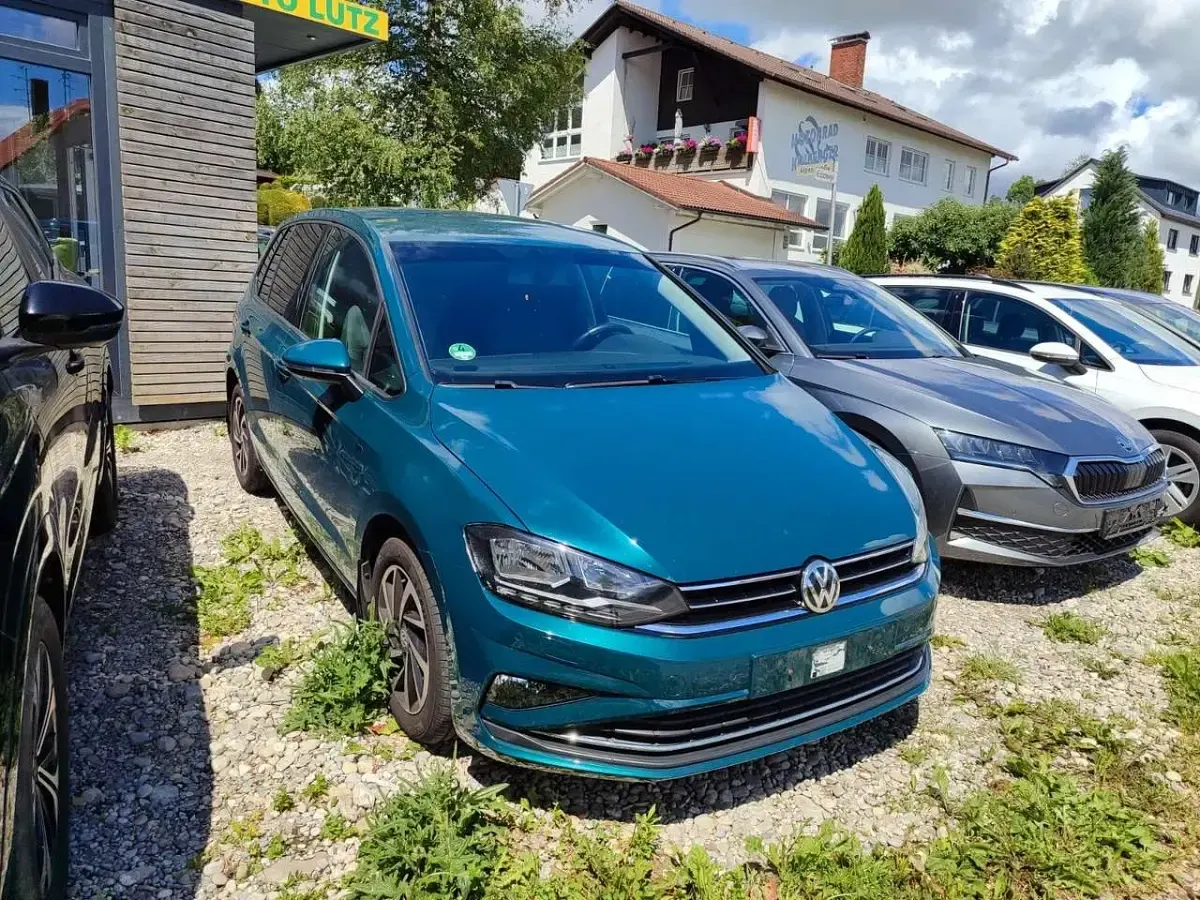 Gebraucht VW Golf VII Join 110 PS (80 kW) 2018 Grün Limousine