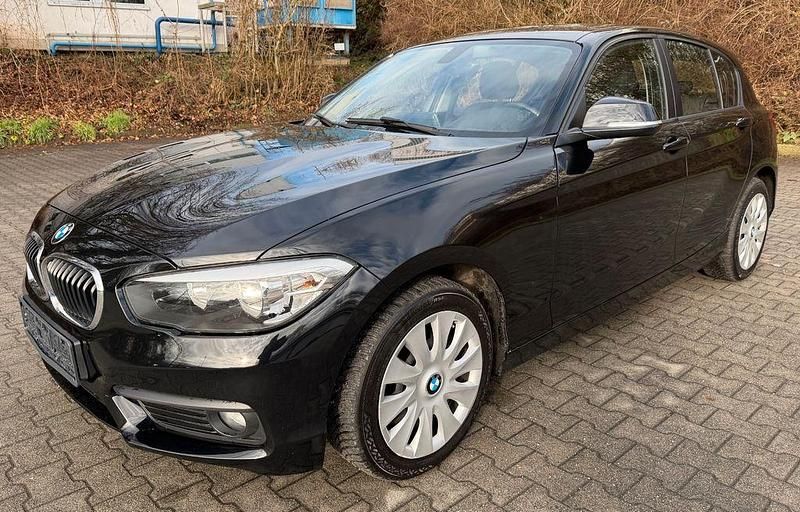 Gebraucht BMW 116 Advantage 109 PS (80 kW) 2016 Schwarz Kleinwagen
