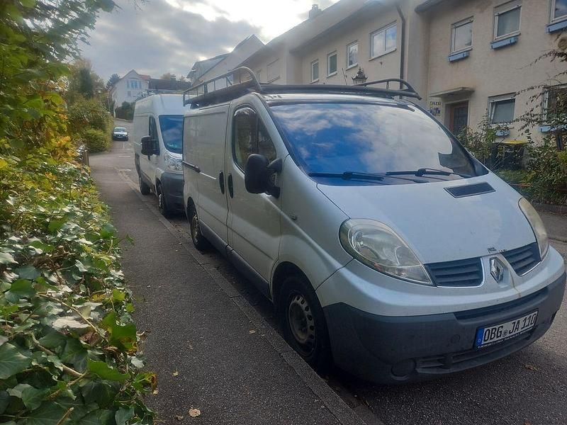 Weiß Gebraucht 2009 Renault Trafic Van | 20.000 € - Bild 1/4