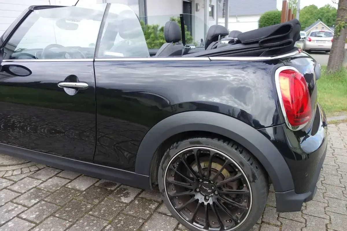 Occasion Mini One Cabriolet Classic 102 ch (75 kW) 2021 Noir Cabriolet