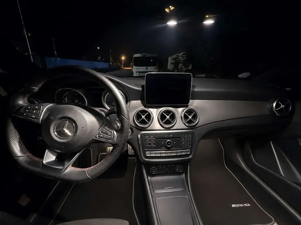 Gebraucht Mercedes GLA220 AMG line 177 PS (130 kW) 2017 Silber SUV