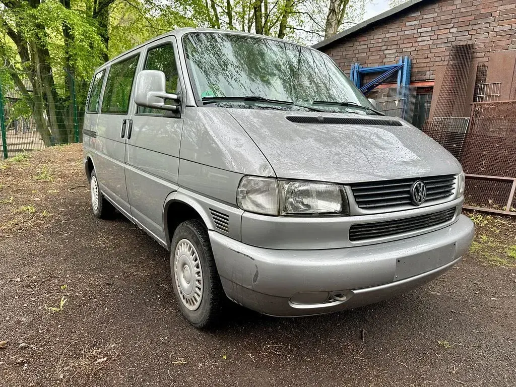 Second-hand VW Caravelle 84 CP (61 kW) 2000 Gri Van