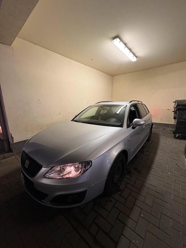 Gebraucht Seat Exeo 143 PS (105 kW) 2010 Silber Kombi