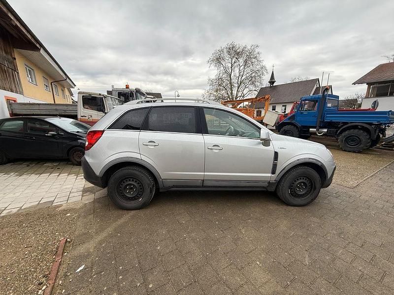 Gebraucht Opel Antara Edition 140 PS (102 kW) 2010 Silber SUV