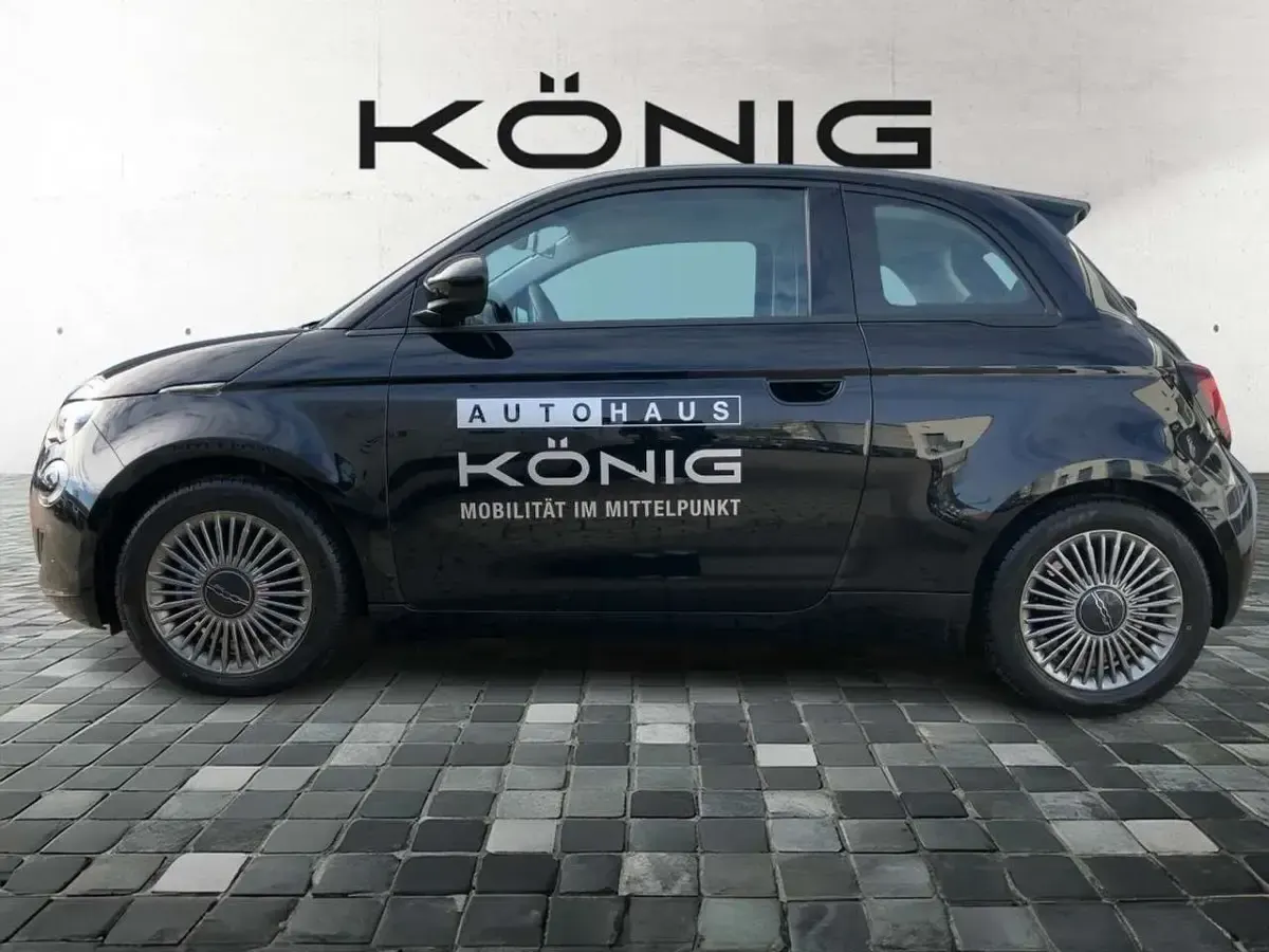 Gebraucht Fiat 500e Icon 86 kW (118 PS) 2022 Onyx schwarz Limousine
