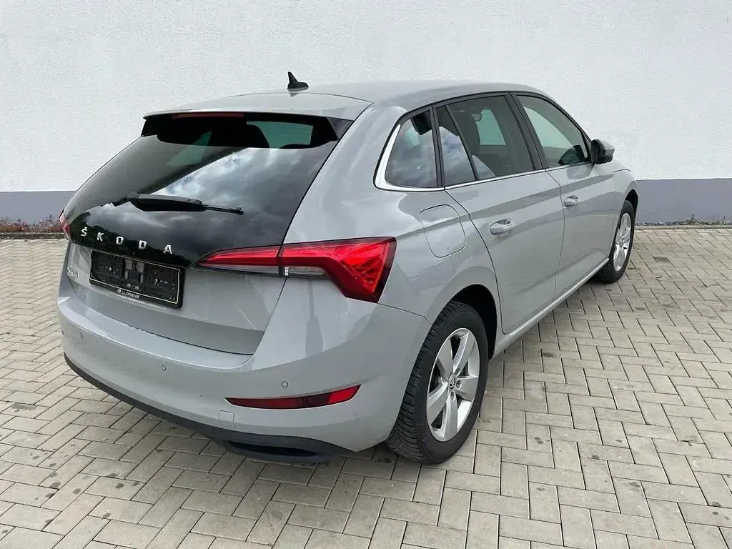 Gebraucht Skoda Scala 116 PS (85 kW) 2019 Grau Kleinwagen