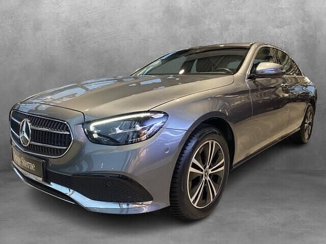 Grau Gebraucht 2023 Mercedes E200 Avantgarde Limousine | 35.839 € (Guter Preis) - Bild 1/4