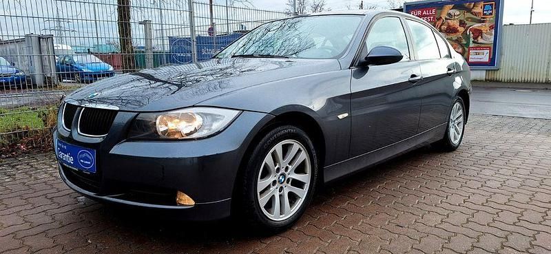 Gebraucht BMW 318 129 PS (94 kW) 2006 Grau Limousine