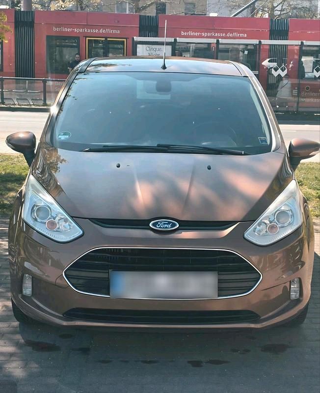 Usata Ford B-MAX 120 CV (88 kW) 2013 Marrone Monovolume