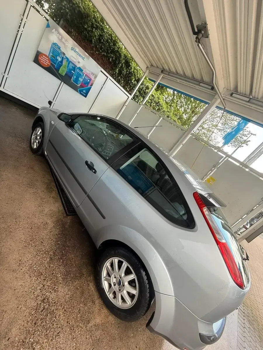 Gebraucht Ford Focus 2004 Silber Kombi
