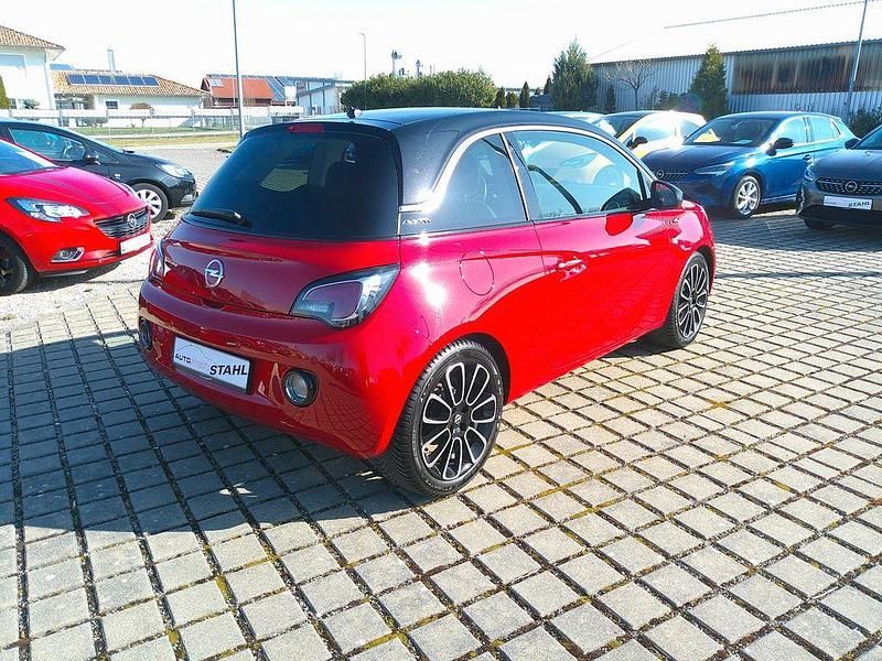 Gebraucht Opel Adam 87 PS (63 kW) 2019 Fire red /dach schwarz (metallic) Kleinwagen
