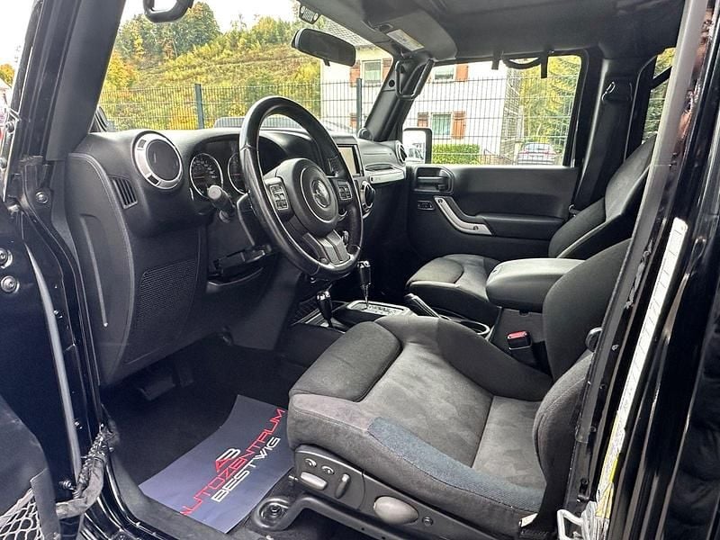 Gebraucht Jeep Wrangler Unlimited Sahara 200 PS (147 kW) 2013 Schwarz SUV