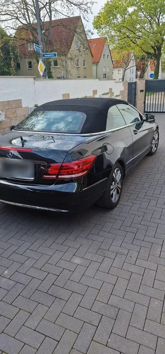 Gebraucht Mercedes E200 186 PS (136 kW) 2015 Schwarz Cabrio
