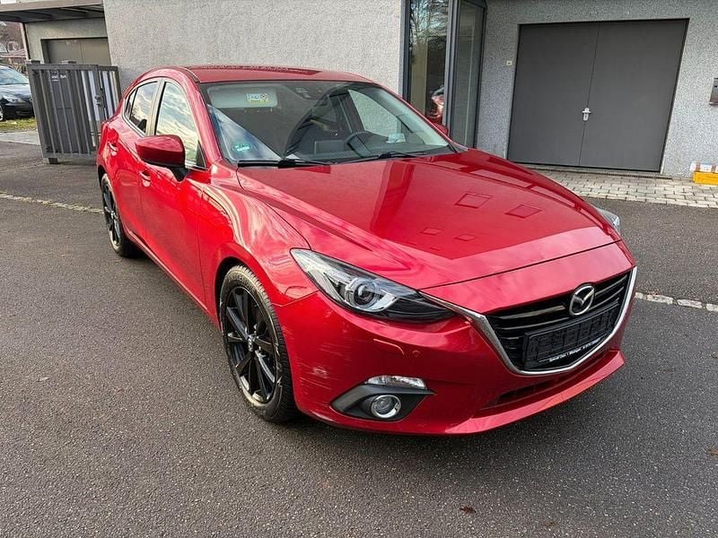 Rot Gebraucht 2016 Mazda 3 Sports-Line Limousine | 6.400 € (Superpreis) - Bild 1/4