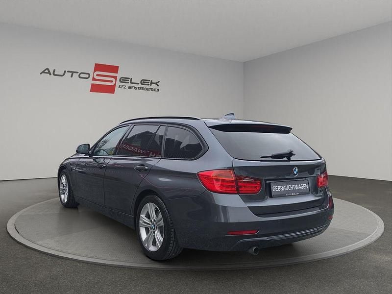 Gebraucht BMW 318 Sport Line 143 PS (105 kW) 2014 Grau Kombi