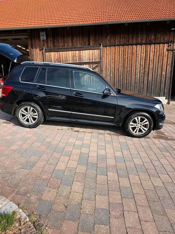 Gebraucht Mercedes GLK220 170 PS (125 kW) 2014 Schwarz SUV