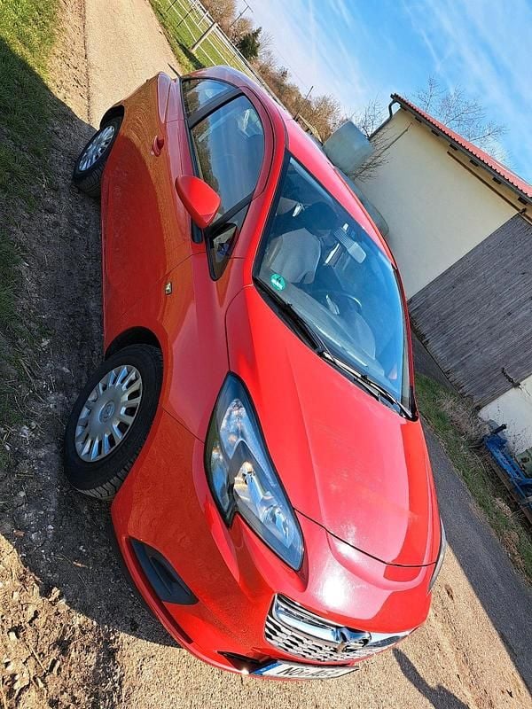 Second-hand Opel Corsa 70 CP (51 kW) 2016 Roșu Hatchback