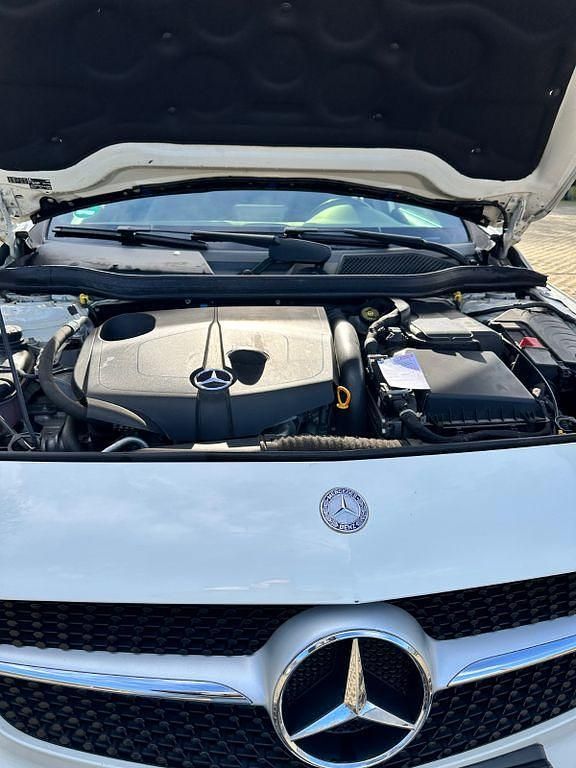 Gebraucht Mercedes A200 136 PS (100 kW) 2016 Silber Limousine