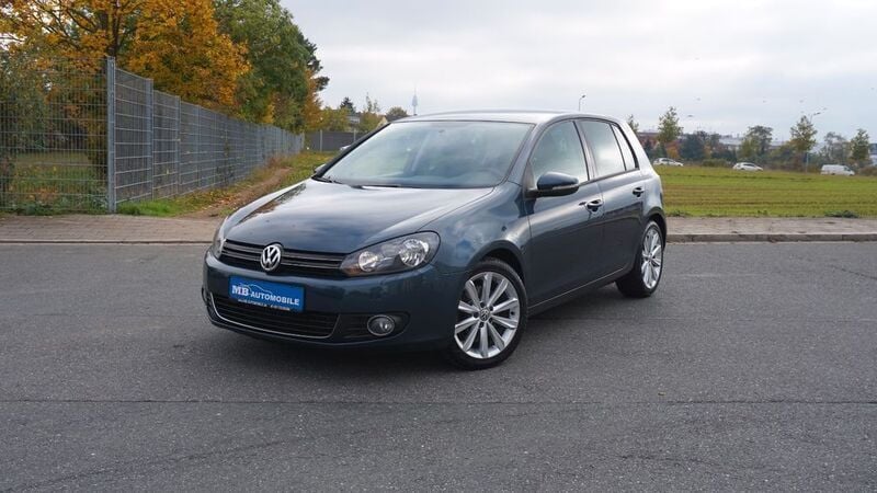 Blau Gebraucht 2011 VW Golf VI Highline Limousine | 6.950 € (Fairer Preis) - Bild 1/4