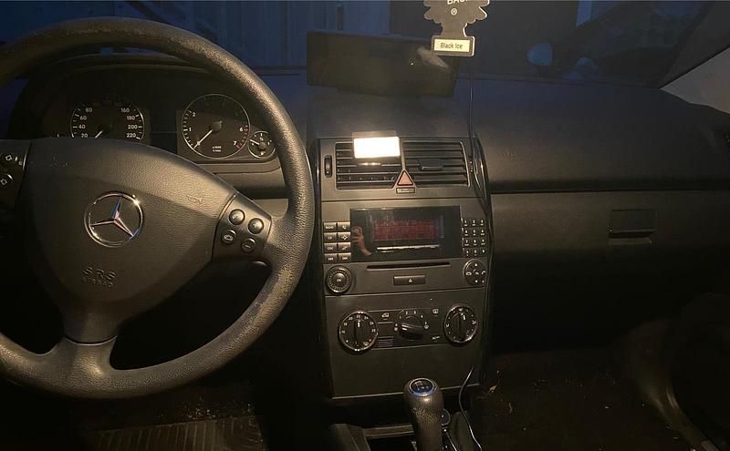 Gebraucht Mercedes A170 116 PS (85 kW) 2005 Schwarz Limousine