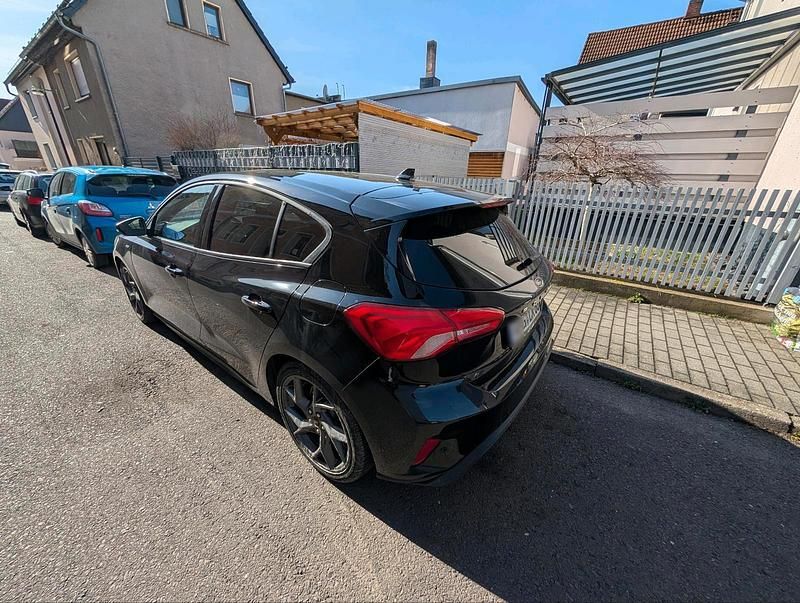 Gebraucht Ford Focus ST 182 PS (133 kW) 2019 Schwarz Coupé