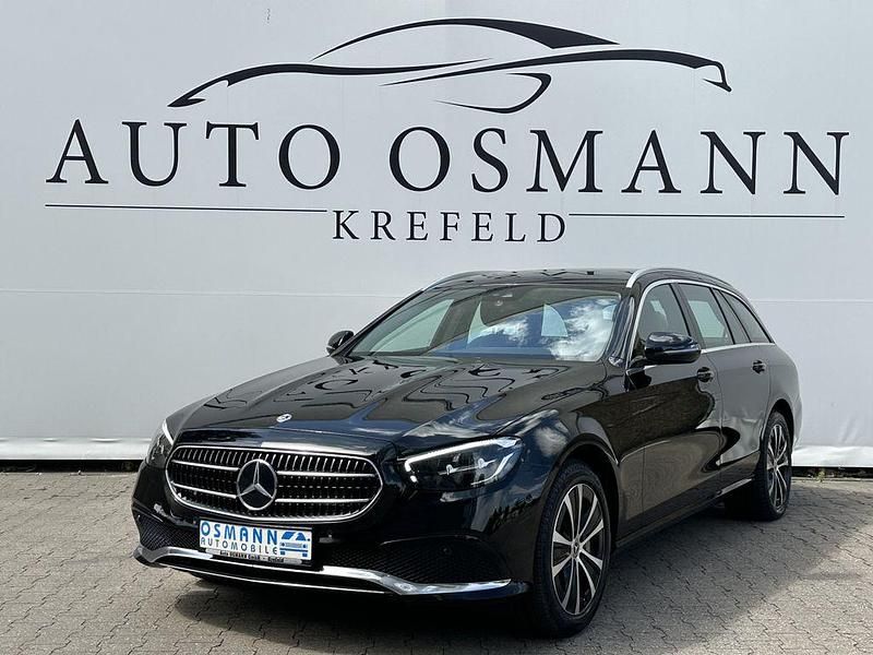 Ung. schwarz unilack Gebraucht 2022 Mercedes E300 Kombi | 29.950 € (Superpreis) - Bild 1/4