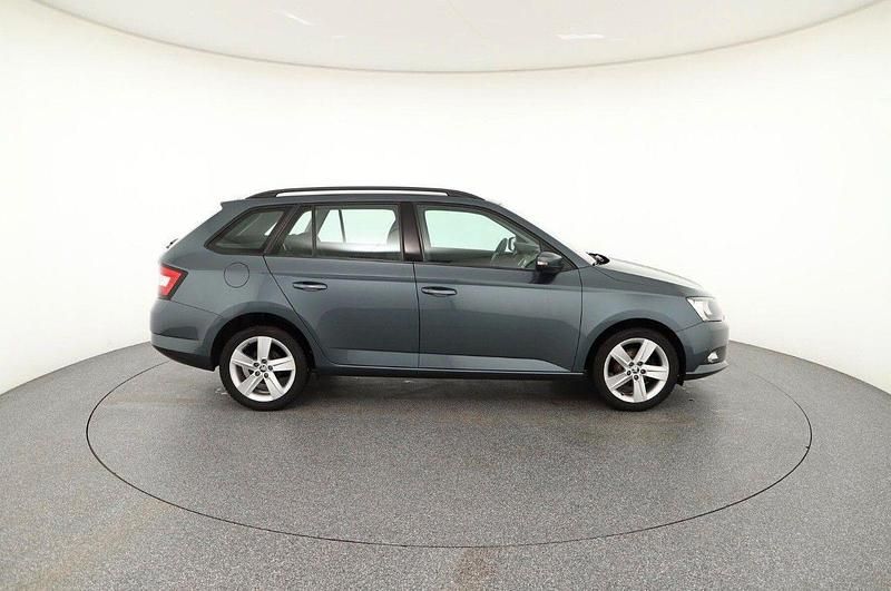 Gebraucht Skoda Fabia Cool Plus 75 PS (55 kW) 2018 Grau Kombi