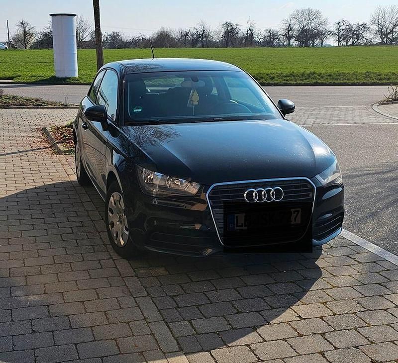 Gebraucht Audi A1 Ambition 105 PS (77 kW) 2011 Schwarz Kleinwagen