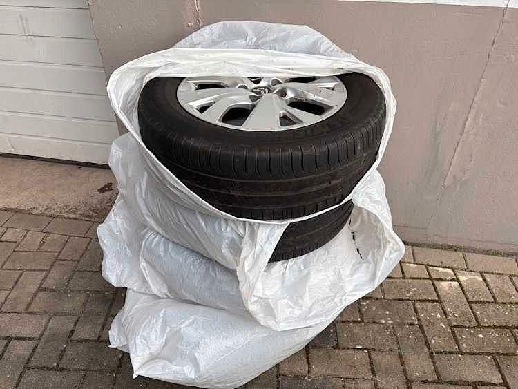 Gebraucht Citroën C4 PureTech 131 PS (96 kW) 2018 Weiß Van / Kleinbus