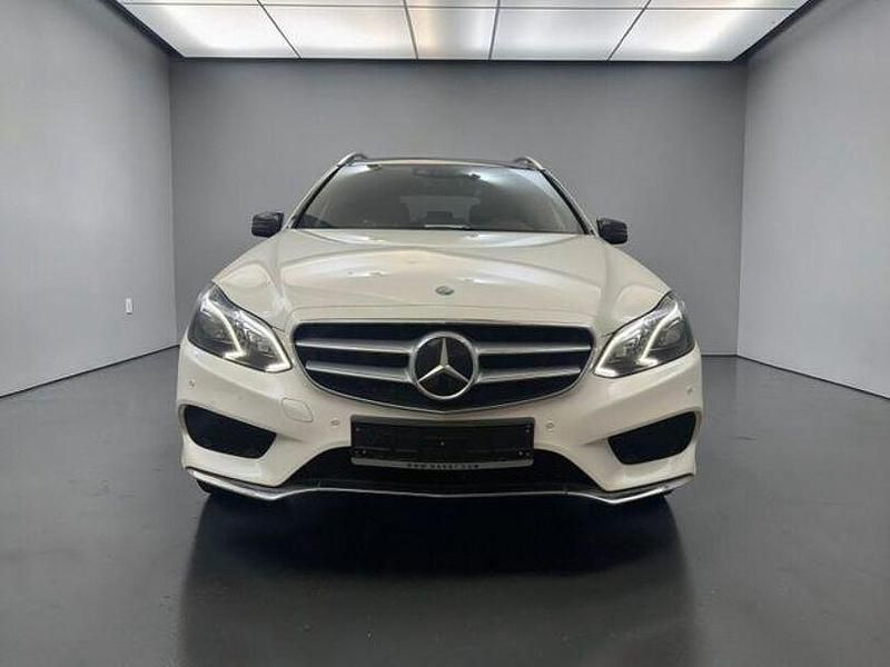 Gebraucht Mercedes E350 AMG line 258 PS (189 kW) 2015 Weiß Kombi