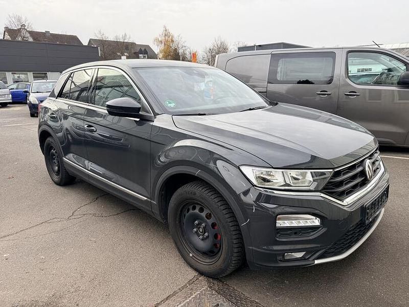 Grau uranograu (metallic) Gebraucht 2020 VW T-Roc Sport SUV | 22.340 € (Fairer Preis) - Bild 1/3
