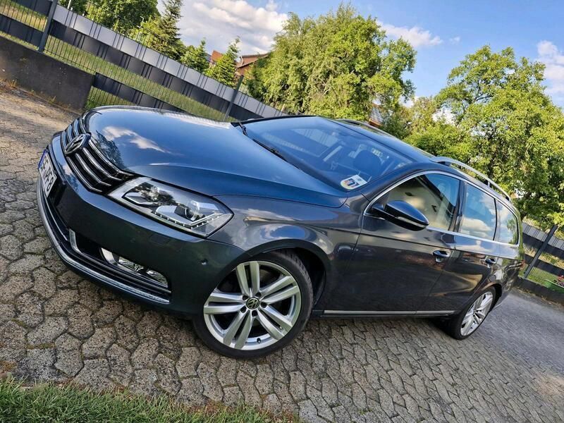 Grau Gebraucht 2011 VW Passat R Kombi | 12.200 € (Teuer) - Bild 1/4