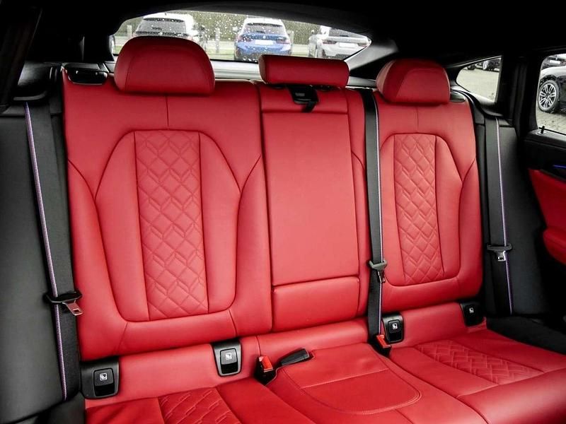 Gebraucht BMW X4 M M Sport 360 PS (264 kW) 2023 Black sapphire SUV