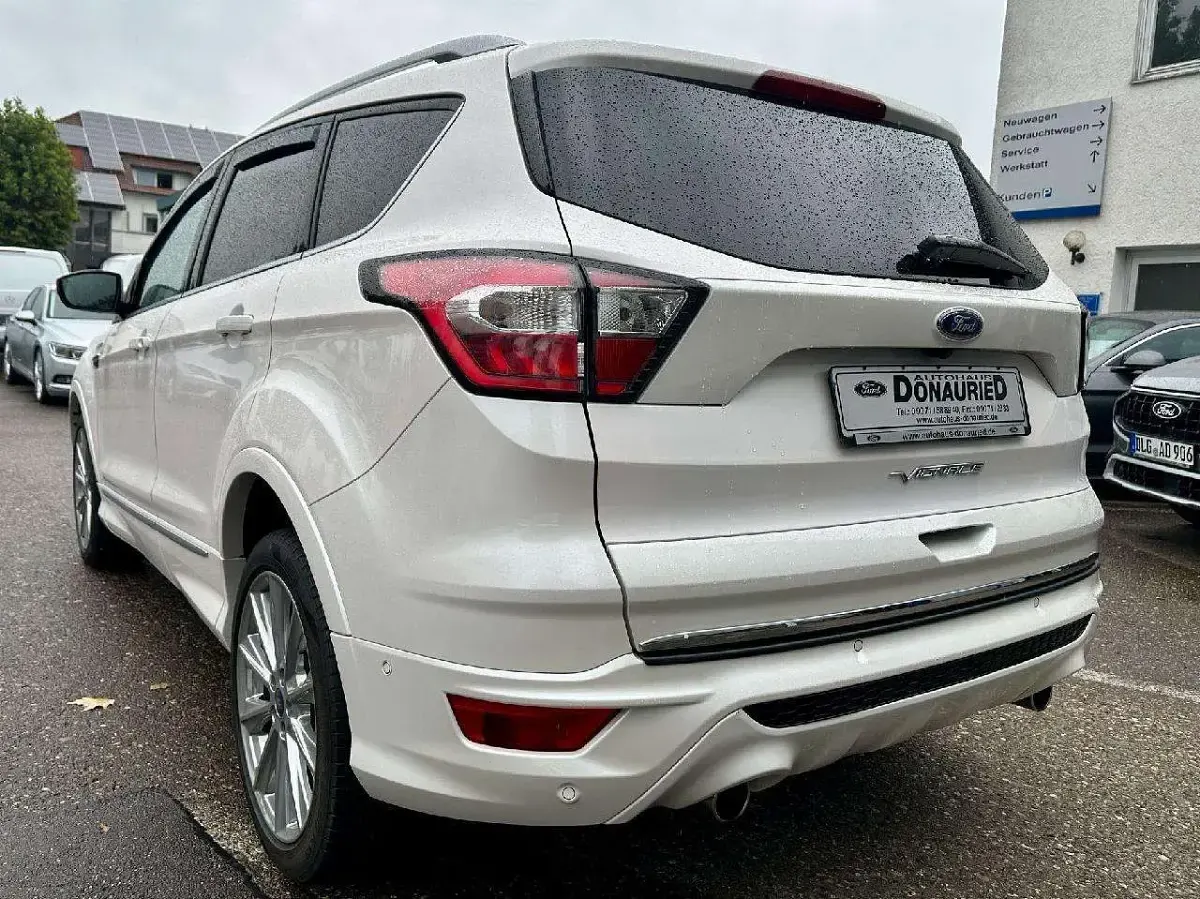 Gebraucht Ford Kuga Vignale 179 PS (131 kW) 2019 Arktisweiß (metallic) SUV