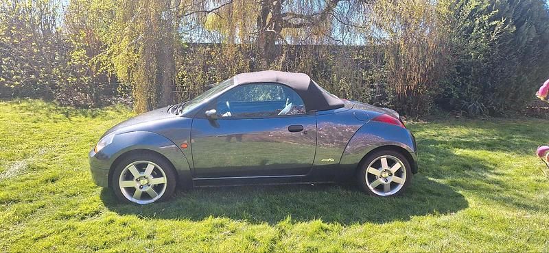 Second-hand Ford Ka 95 CP (69 kW) 2003 Argintiu Hatchback
