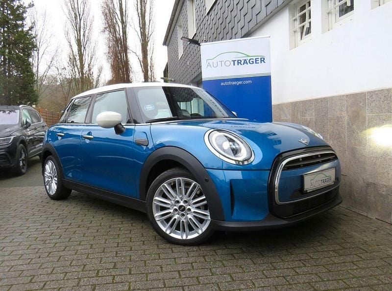 Gebraucht Mini Cooper 136 PS (100 kW) 2024 Blau Kleinwagen