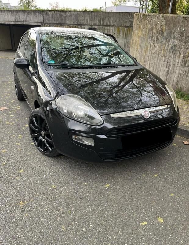 Schwarz Gebraucht 2011 Fiat Punto Evo Kleinwagen | 3.500 € (Fairer Preis) - Bild 1/4