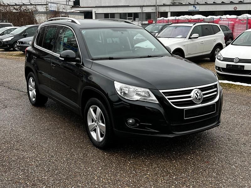 Schwarz Gebraucht 2010 VW Tiguan Sport SUV | 8.250 € (Fairer Preis) - Bild 1/4