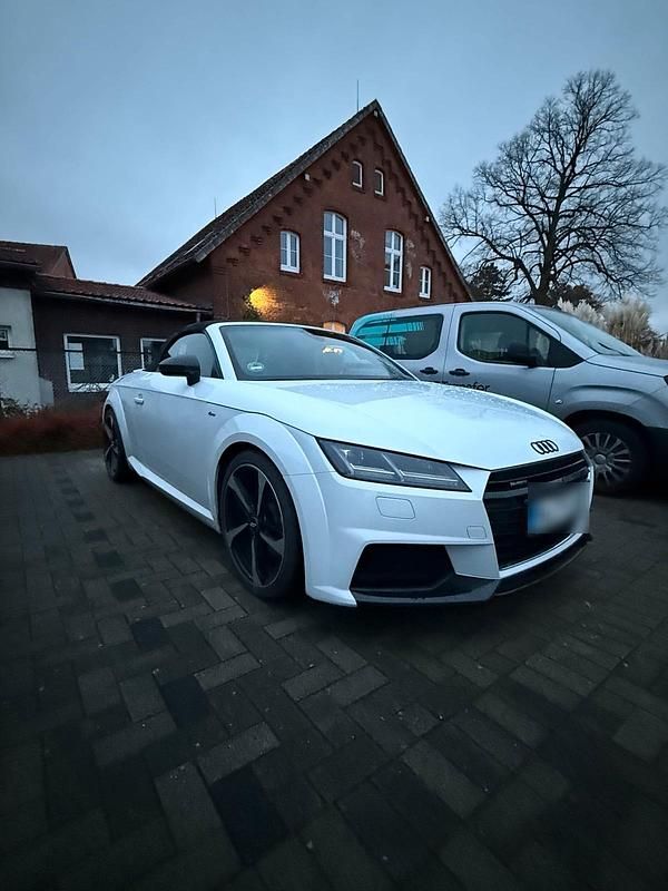 Gebraucht Audi TT Roadster S-Line 230 PS (169 kW) 2015 Weiß Cabrio